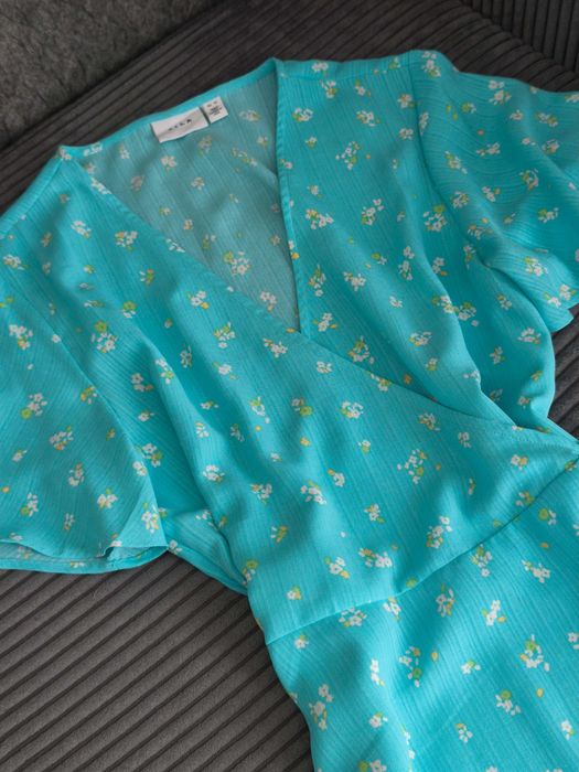 Рокля с прехлупване