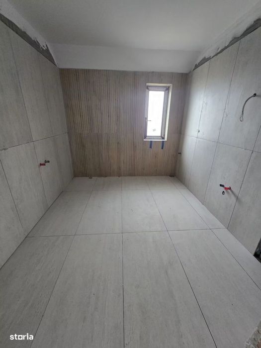 Duplex modern într-o locație centrală Toate utilitatile / Asfalt