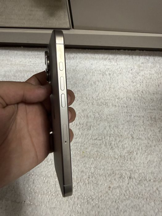 Iphone 16 pro в отличном состоянии