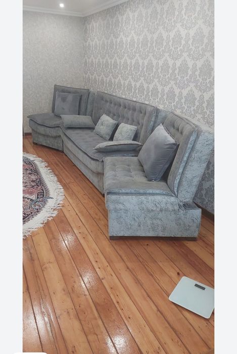 Продам расладной диван с раскладными креслами