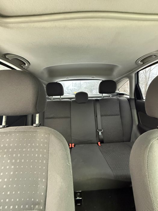 Ford focus 2004 1,6 benzină