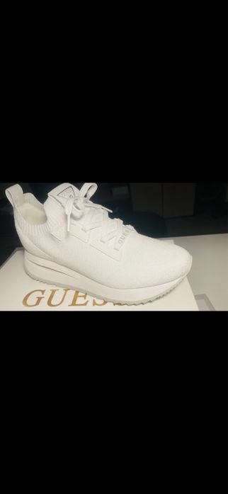 Дамски маратонки Guess