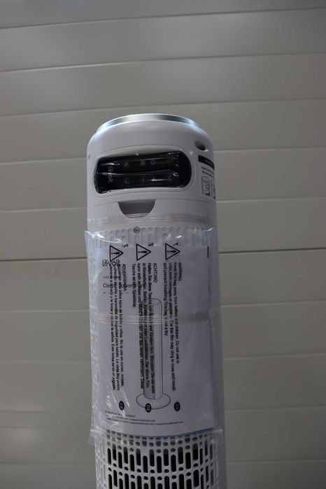 Колонен вентилатор Levoit, тих 20dB, DC мотор 7.9m/s, 26W, осцилиращ на 90° с 12 скорости, 12-часов таймер, 4 режима, LED дисплей, дистанционно