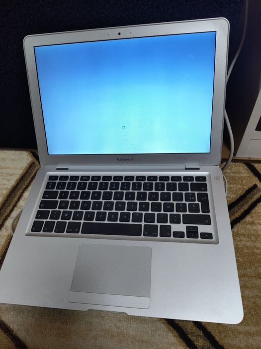 MacBook Air за части