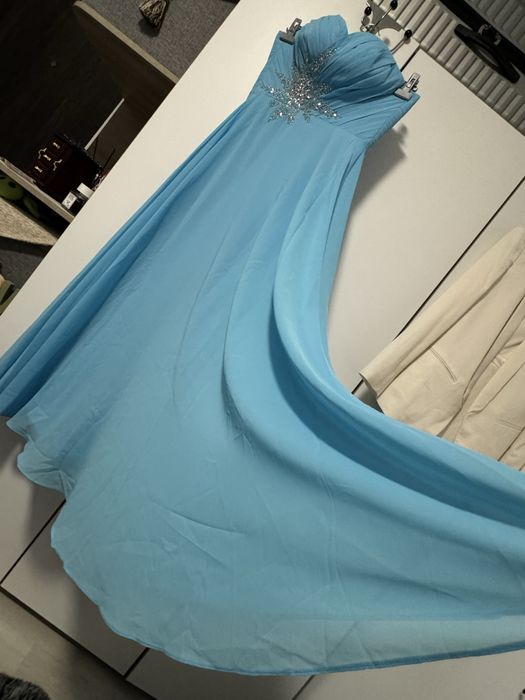 Rochie vaporoasă de ocazii