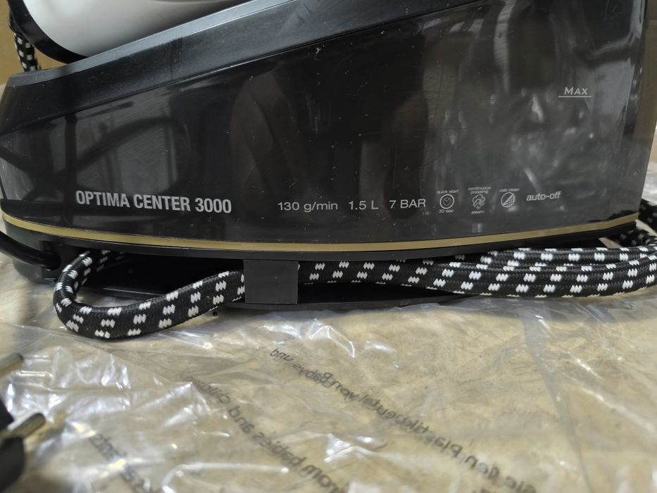 Парогенератор( център) за гладене Solac Optima Center 3000