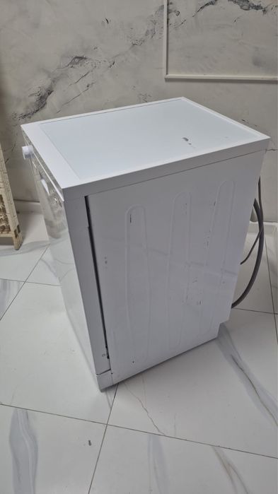 Продам посудомоечную машинку