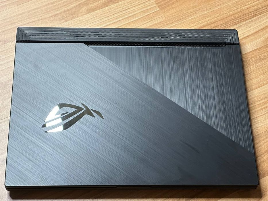 Топовый игровой ноутбук Asus ROG Strix intel Core i7 16/512 GTX 1660Ti
