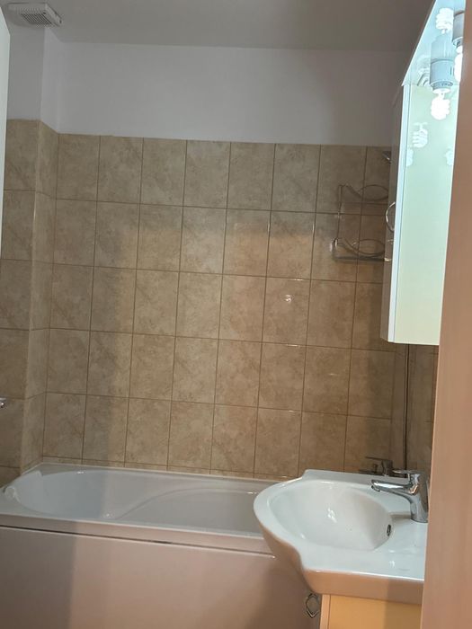 Duplex 1/2 de inchiriat