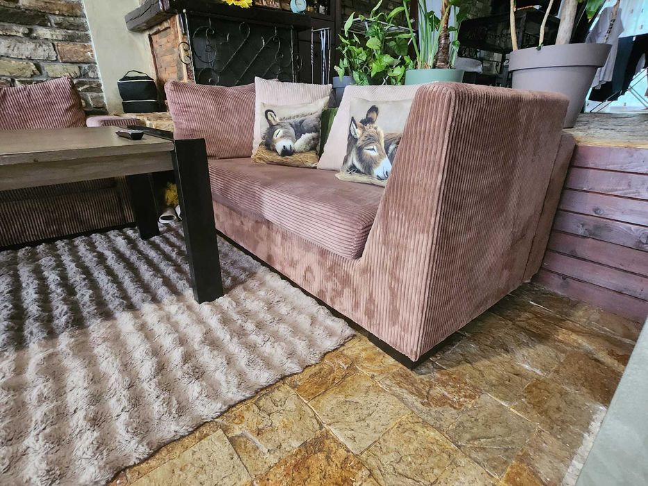 Диван,ъглов,лежанка,маса голяма