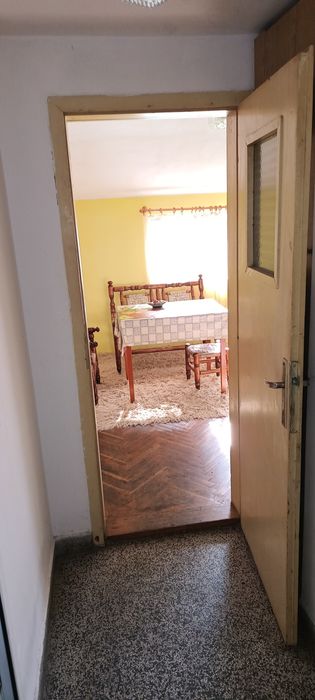 Дава се под наем Едностаен апартамент в Враца, Квартал 72 - 40 кв.м за 199.41 € - Снимка #8