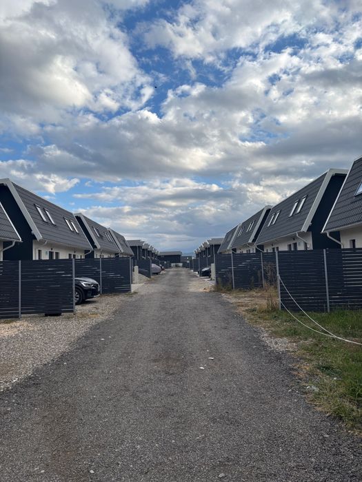 Casa tip dulpex de inchiriat pe termen lung
