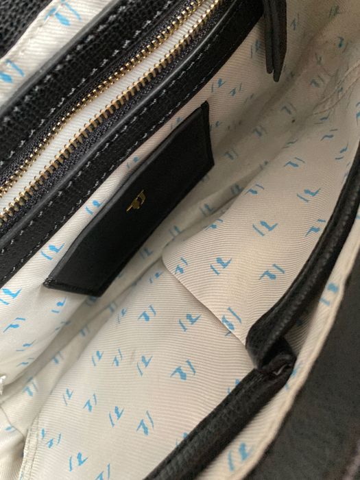 Trussardi чанта отлично състояние