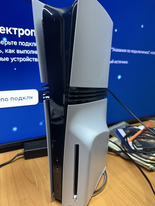 PLAYSTATION 5 PRO почти новый+600 игр