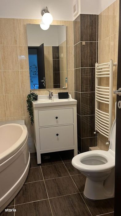 Proprietar, Apartament 2 camere, parcare, centrala, luminos, Dobroesti