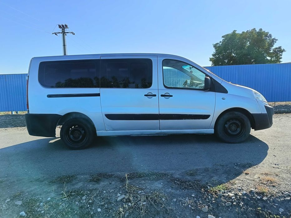 fiat scudo 9 locuri taxe mici similar cu peugeot expert citroen jumpy