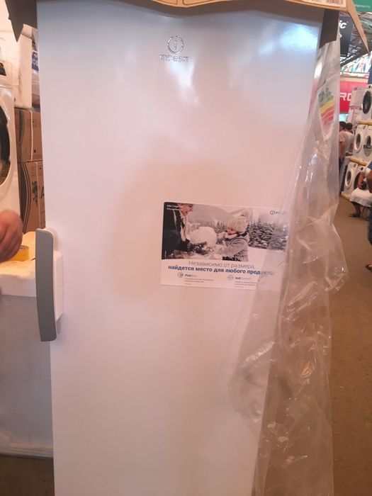 Морозильная камера Indesit dsz5175 Доставка беслатно