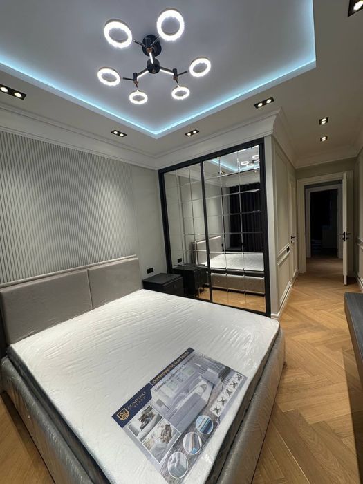 Сдаётся шикарная квартира в Жк NRG OYBEK!! 3-ком с авторским ремонтом!