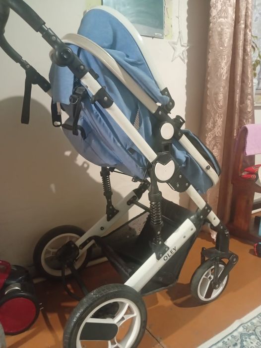 Продам детскую коляску