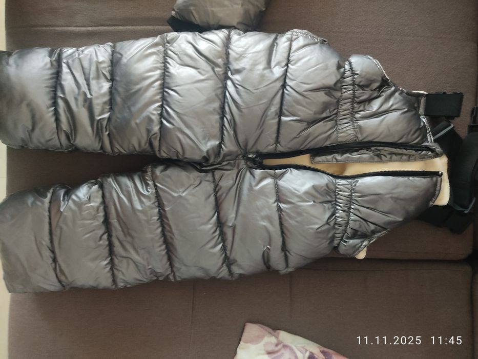 Продам детский комбинезон