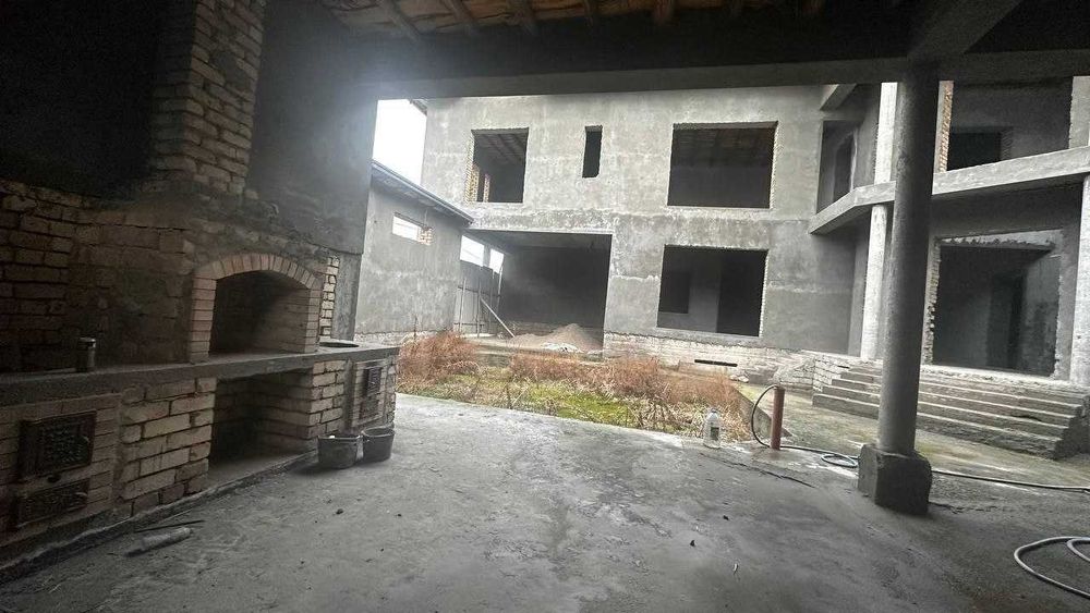 5 сотихли куриб битказилмаган участка сотилади,