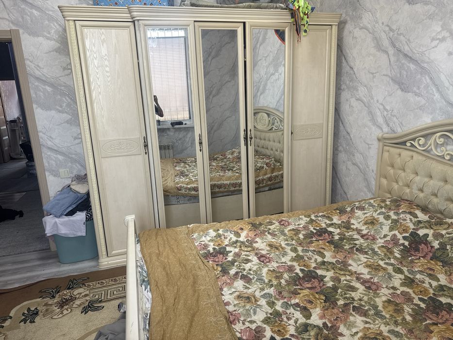 Продается спальная мебель, срочно