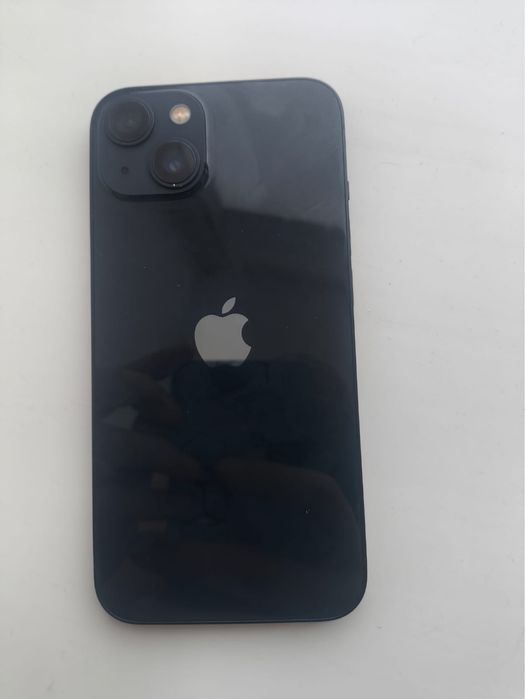 Айфон 13 в идеальном состаяние