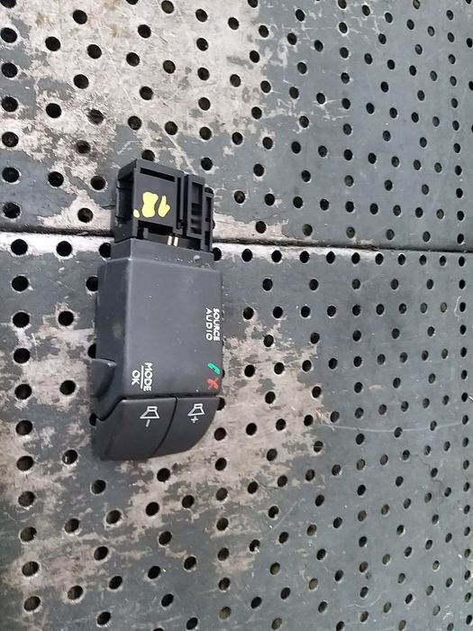 Maneta comenzi radio renault captur 1 j5 h5