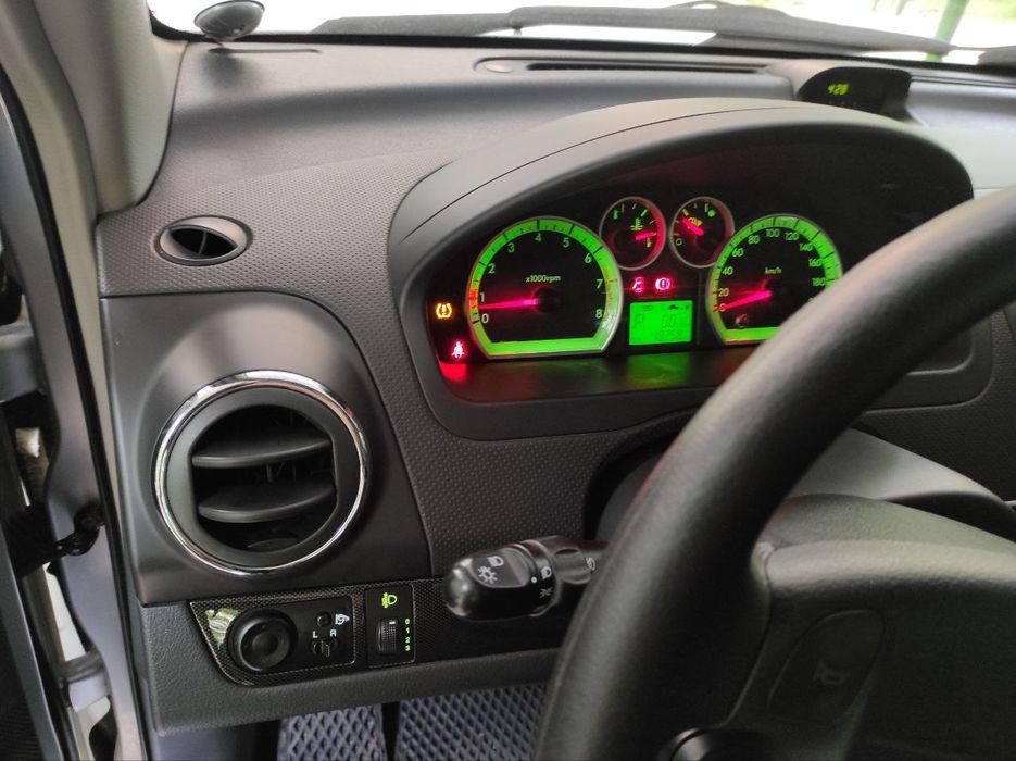 Продаётся nexia 3 ravon