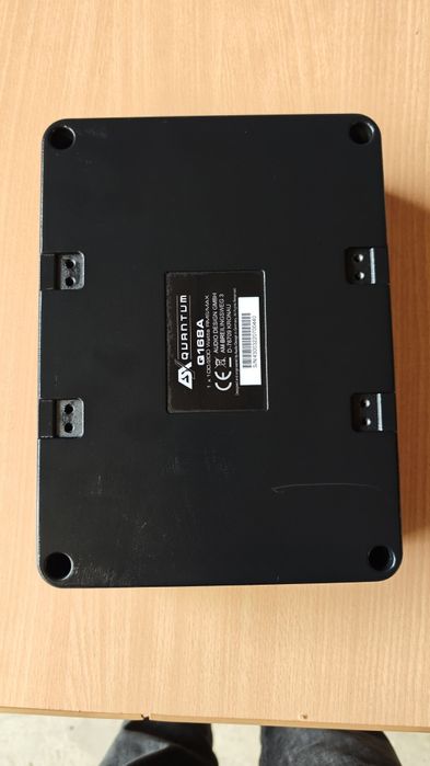 Vând subwoofer activ underseat