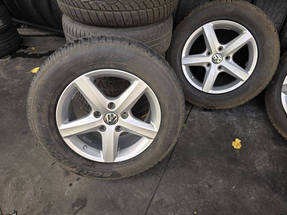 4 roți Volkswagen tuareg 7.5 j x17 et.50  cu anv. iarna