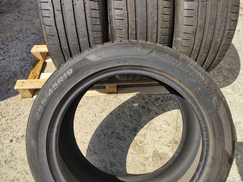255/45/19 HANKOOK Ventus S1 evo3 2022г Около 5+мм SOUND ABSORBER TESLA