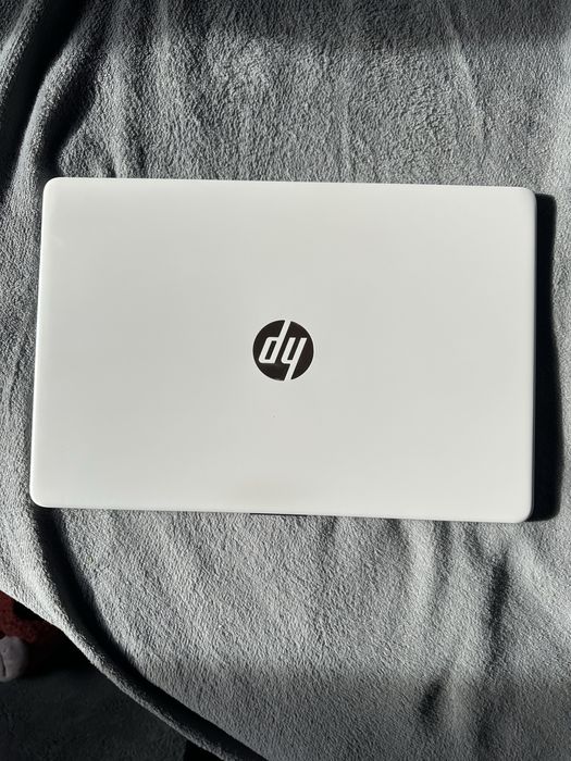 Se vinde Laptop HP