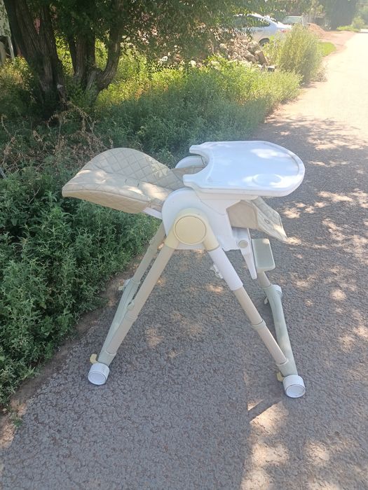 Продам стульчик для кормления