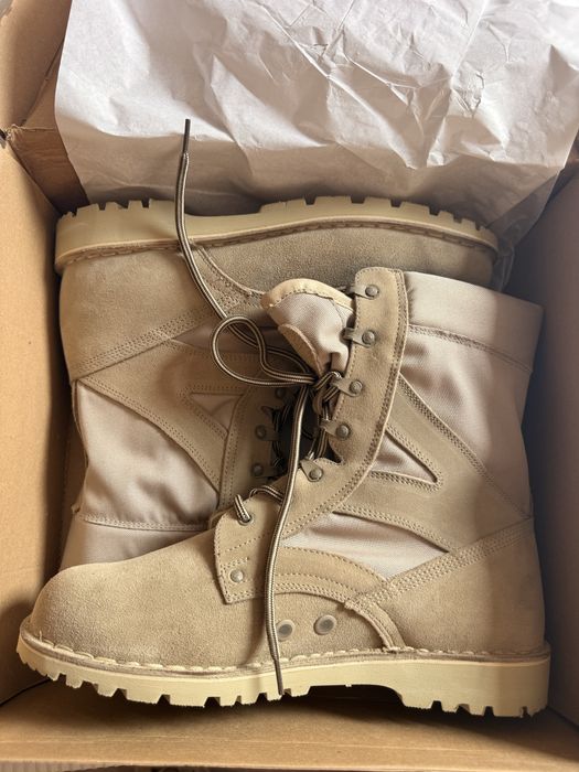 Bocanci militari noi, 29
