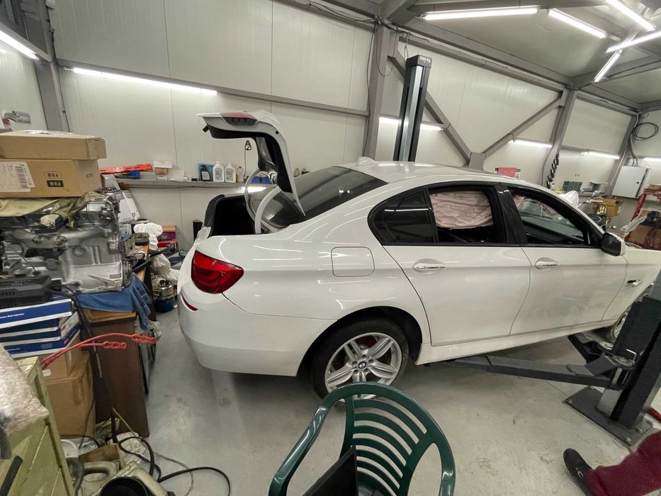 BMW F10 535i на части