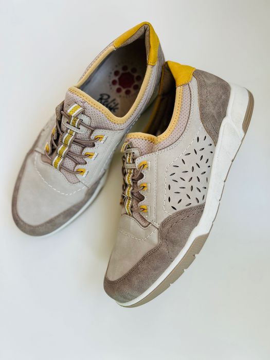 Relife shoes нови страхотни дамски обувки в светли цветове 39номер