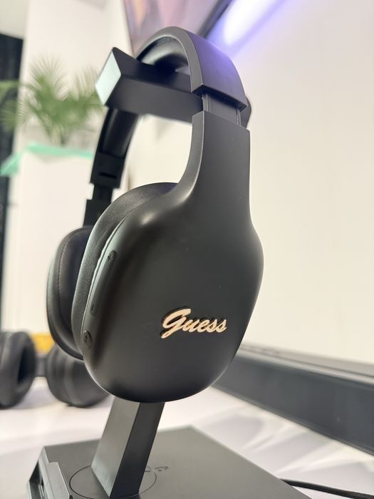 Casti wireless Guess