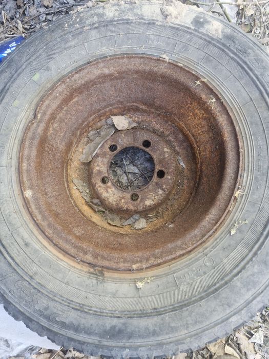 Шины с дисками на уаз