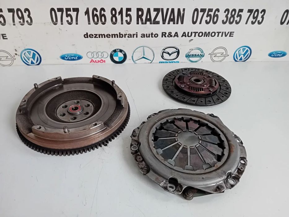 Kit Ambreiaj Disc Placa Volanta Suzuki Ignis 3 Motor 1.2 Benzina Cod K12C An 2016-2020 Cu 20.000 Km
