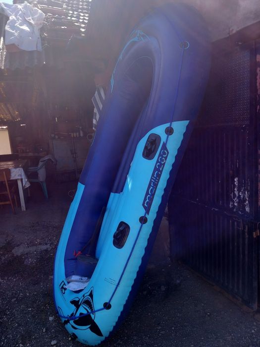 Лодка четириместна