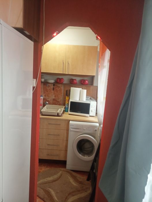 De închiriat garsonieră