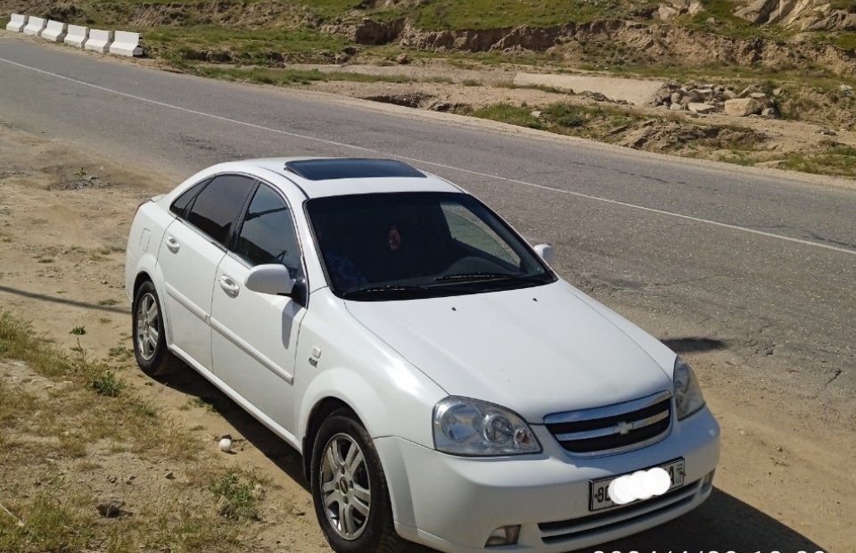 Lacetti 1.8 avtomat 2010