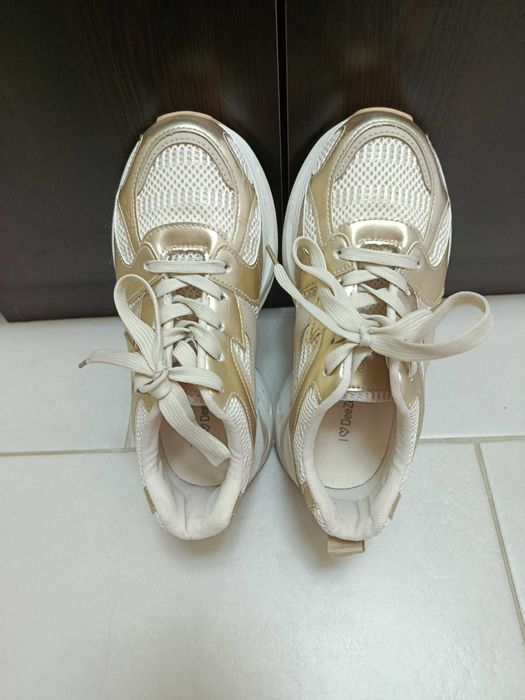 Сникърси DeeZee златисти