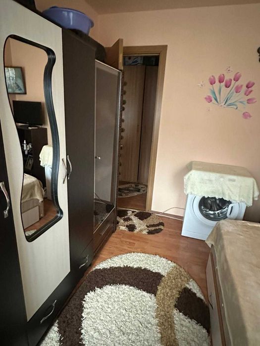 Vand apartament 2 camere ,confort2,etaj 3,Viziru 2