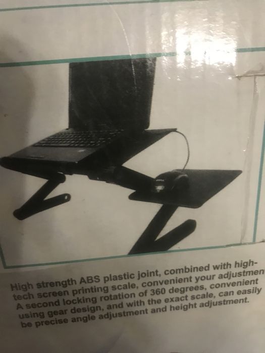 Столик для ноутбука