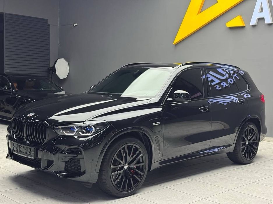 Продам свой Bmw x5 2023 m50 full.