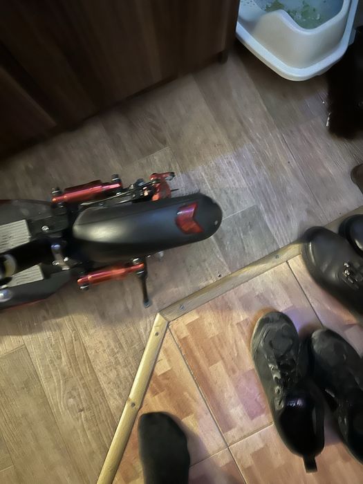 Продам электросамокат Kugoo m4 pro