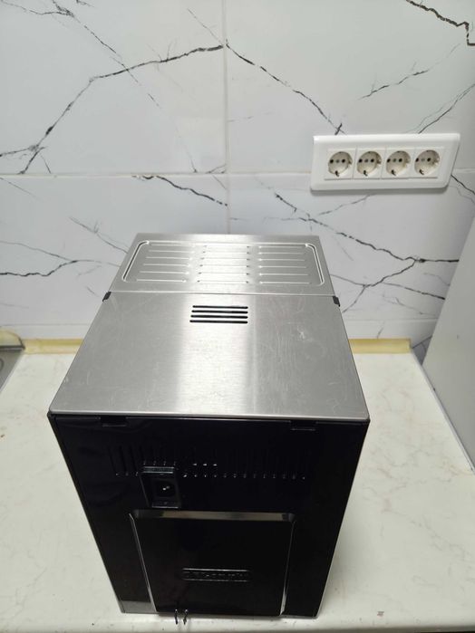 Espressor Automat DeLonghi PrimaDonna S ECAM 26.455 Aparat Cafea Boabe