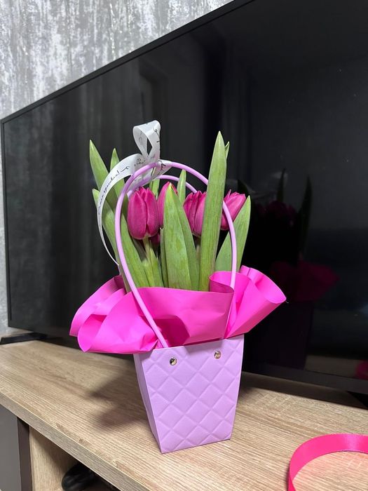 Тюльпаны в Усть-Каменогорске